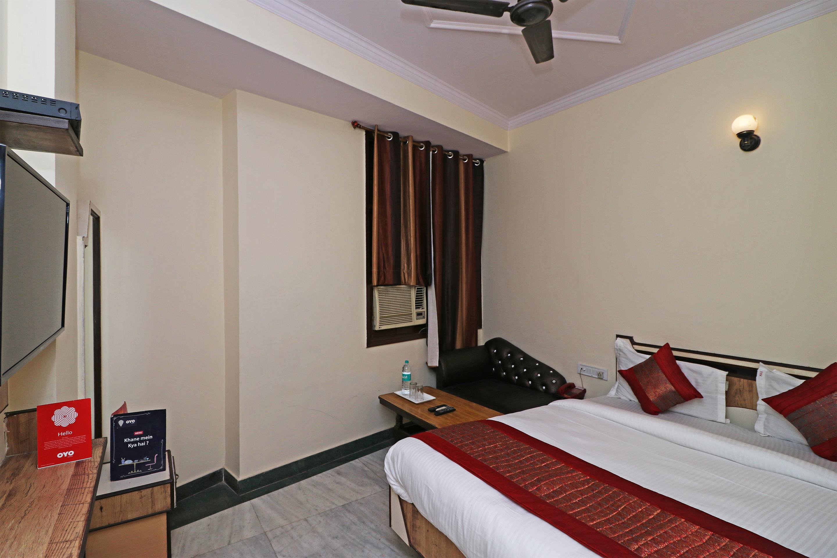 Adb Rooms Hotel Silver Shine New Delhi Exteriör bild